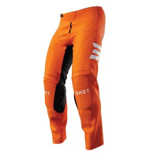 EQUIPACION PANTALON Y...